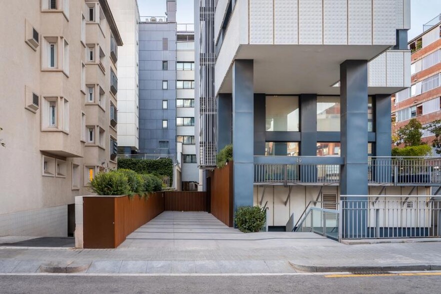 Passeig de la Bonanova, 69, Barcelona, Barcelona for lease - Building Photo - Image 3 of 8