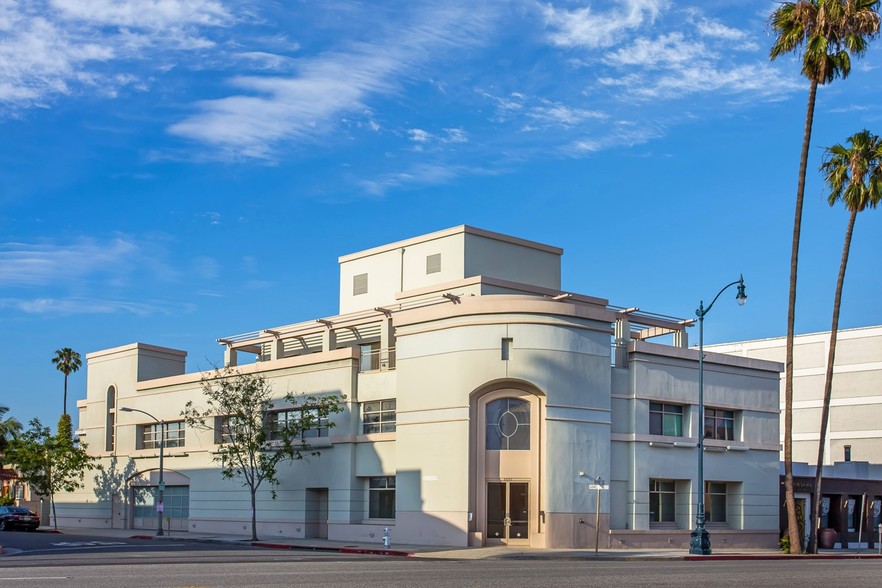 8693 Wilshire Blvd, Beverly Hills, CA for lease - Building Photo - Image 1 of 9