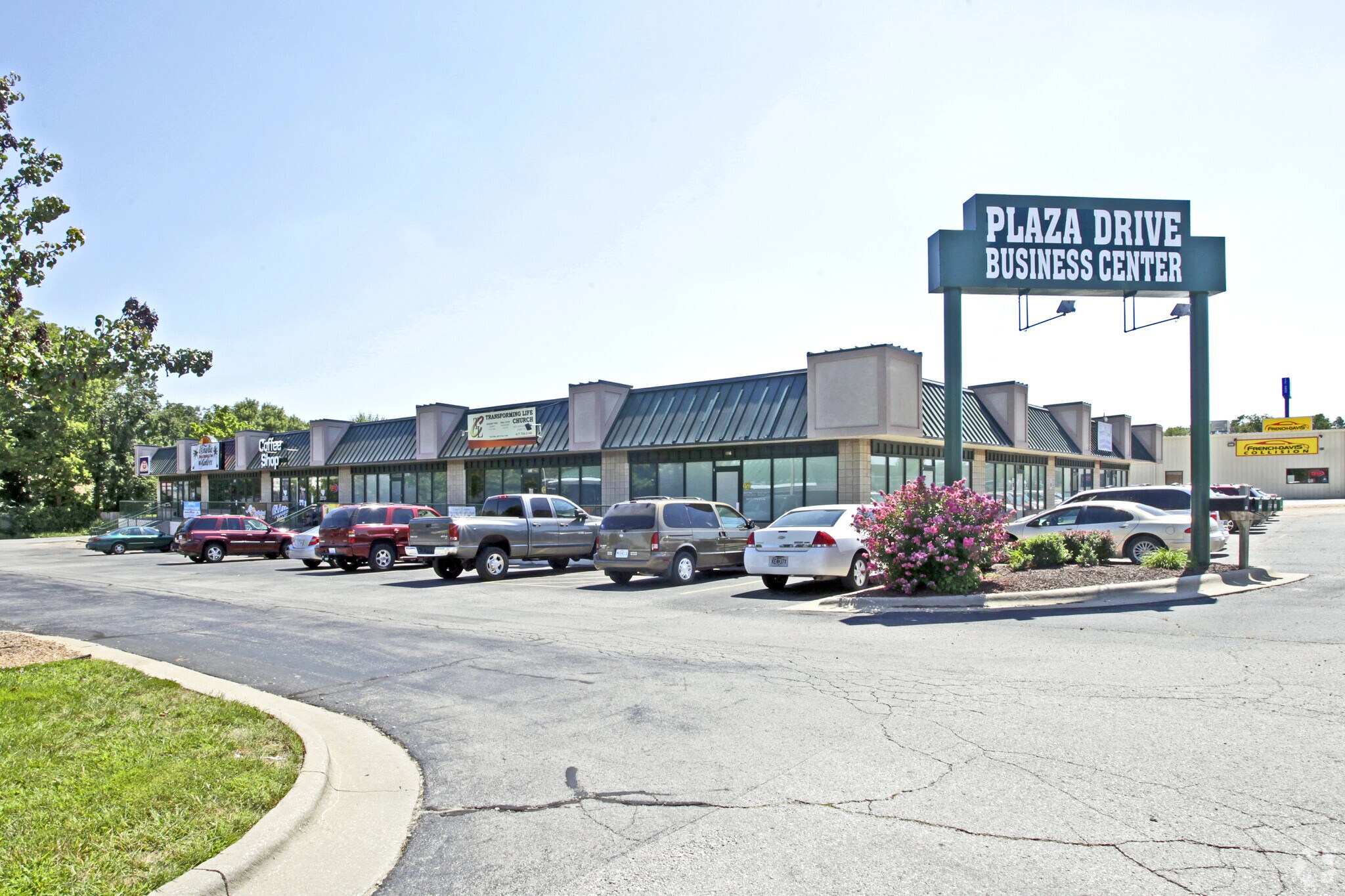 1852-1870 N Commerce Dr, Nixa, MO for sale Primary Photo- Image 1 of 1