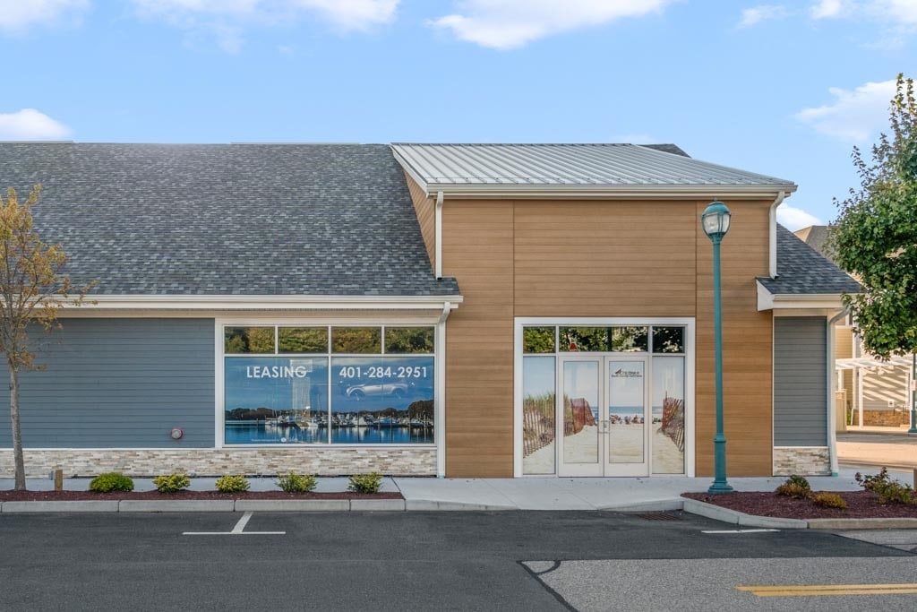 50 South County Commons Way, South Kingstown, RI 02879 The Village at