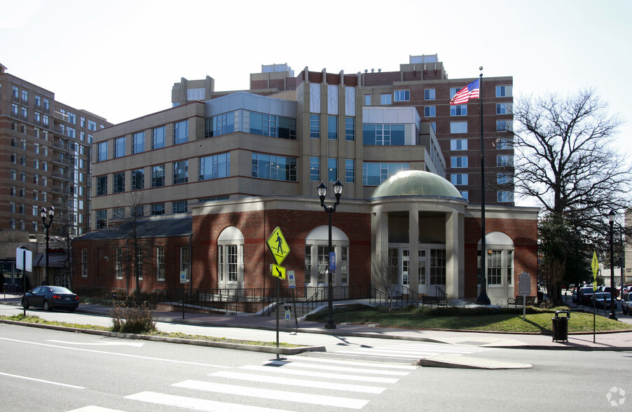 3100-3118 Washington Blvd, Arlington, VA for lease - Building Photo - Image 3 of 3