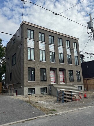 More details for 7 Gwynne Ave, Ottawa, ON - Multifamily for Sale