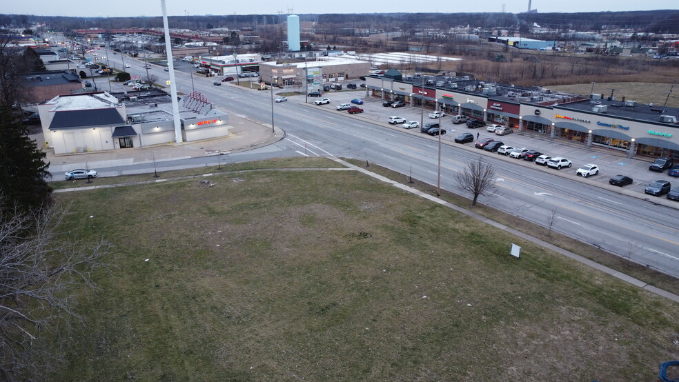 7530 Mentor Ave, Mentor, OH for sale - Aerial - Image 1 of 1