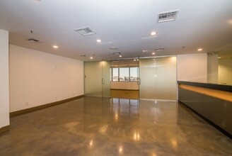 8730 W Sunset Blvd, West Hollywood, CA for lease Interior Photo- Image 2 of 7