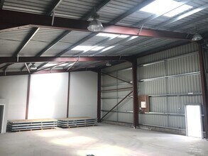 Mythop Rd, Weeton for lease Interior Photo- Image 2 of 5