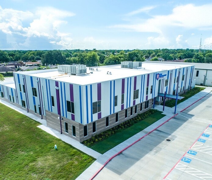 12707 Cullen Blvd, Houston, TX for sale - Building Photo - Image 3 of 27