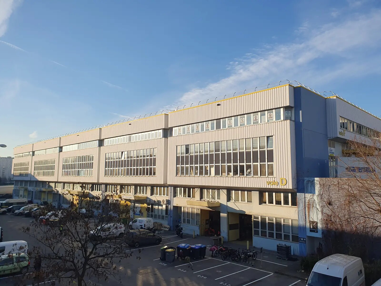 189 Rue D'Aubervilliers, Paris for lease Building Photo- Image 1 of 8