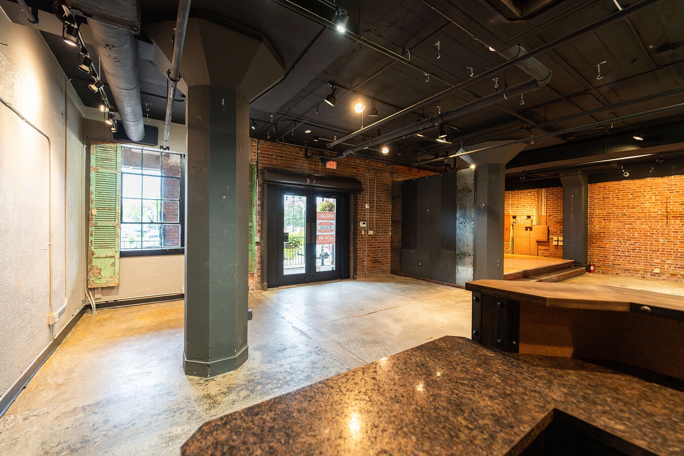 143 N Rock Island St, Wichita, KS 67202 - Unit 141 -  - Interior Photo - Image 1 of 9