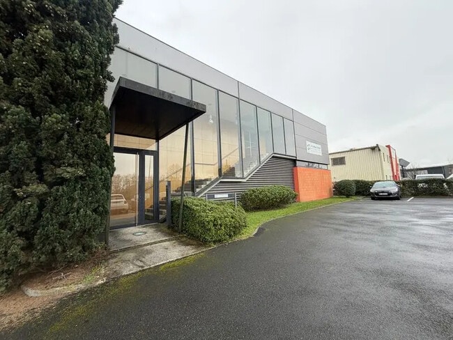 Location Bureaux 85 m²