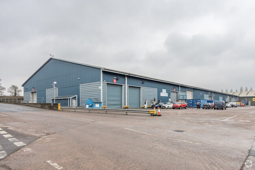 Greendale, Woodbury Salterton for sale - Primary Photo - Image 1 of 1