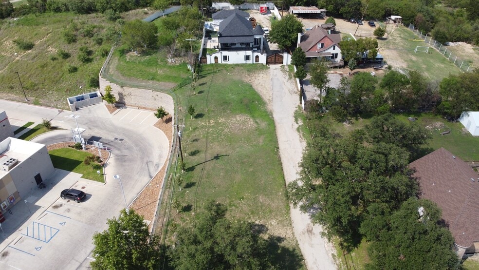 2216 Jacksboro Hwy, Fort Worth, TX 76114