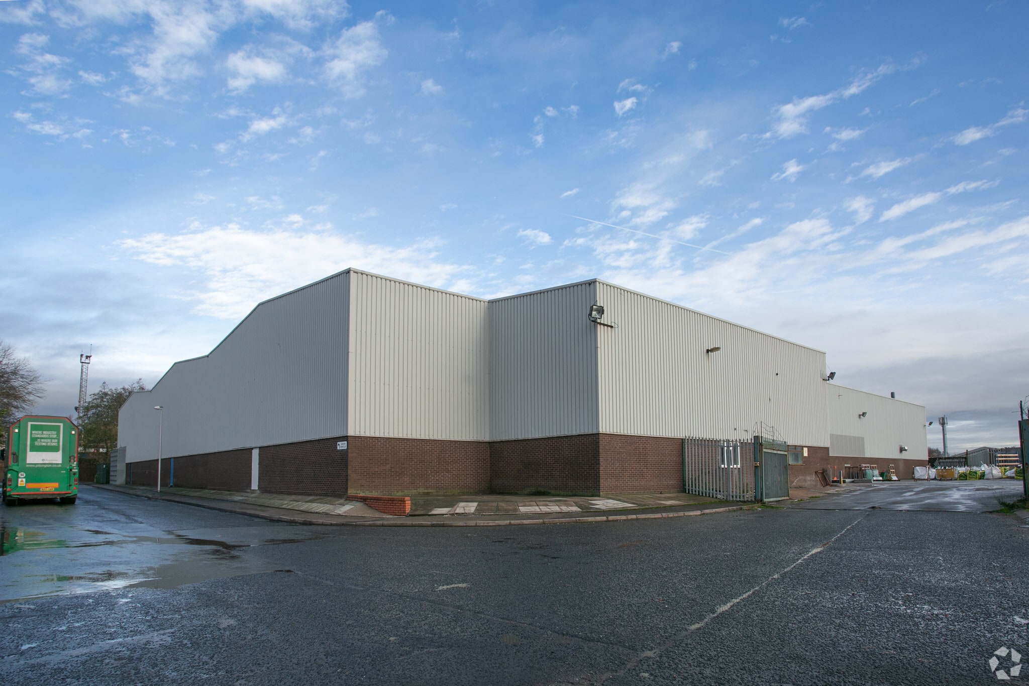 51 Downing St, Smethwick for sale Primary Photo- Image 1 of 1