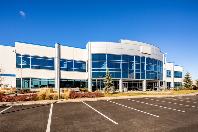 More details for 4915 Rue Louis B Mayer, Laval, QC - Office, Industrial for Lease