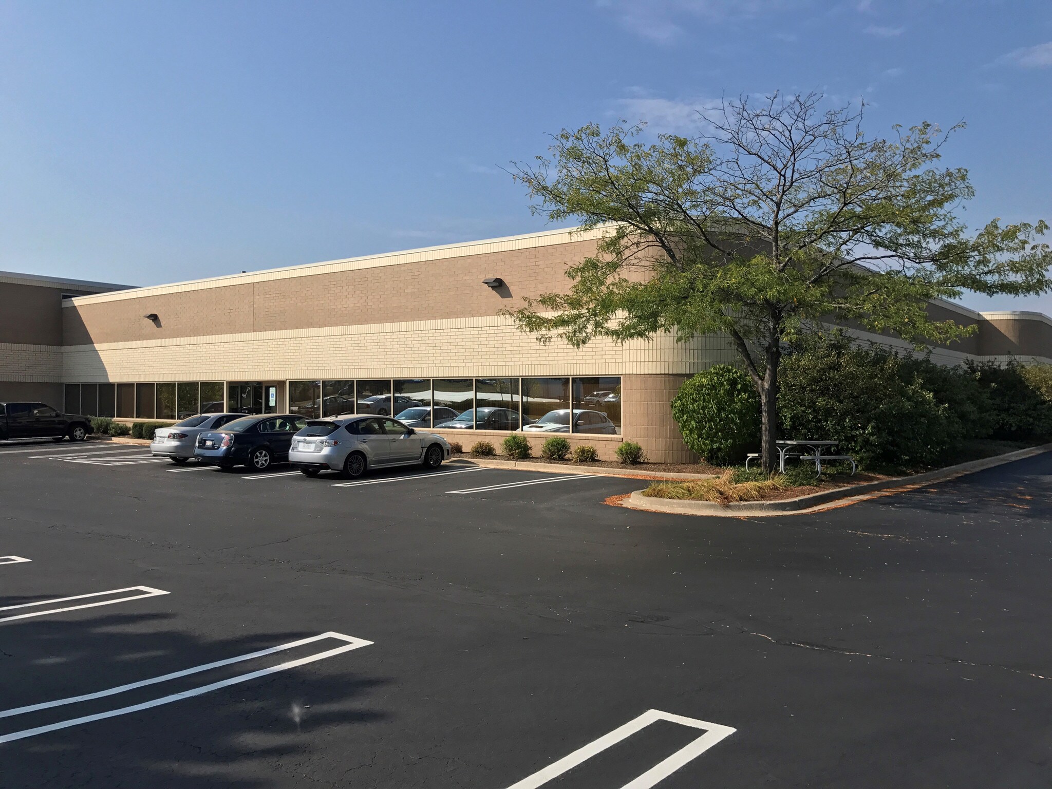 470 Mission St, Carol Stream, IL for sale Building Photo- Image 1 of 1