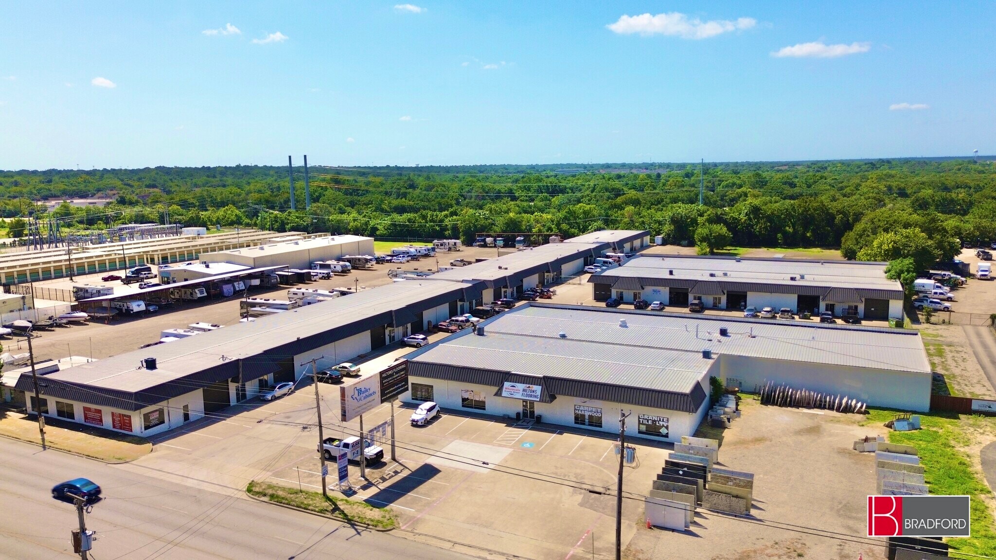 2800 W Division St, Arlington, TX for lease Primary Photo- Image 1 of 6