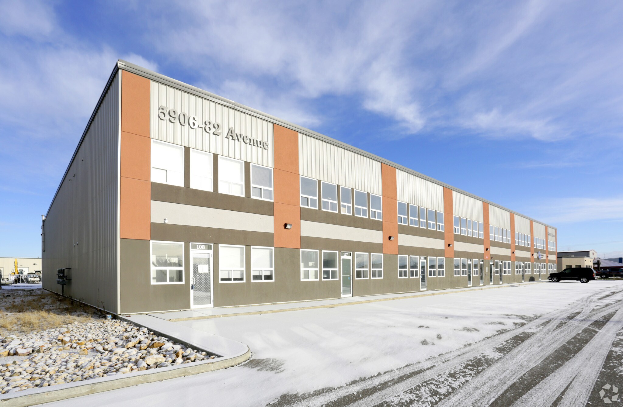 3906 82nd Ave, Leduc, AB for sale Primary Photo- Image 1 of 8