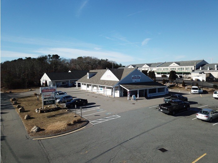 105 Trowbridge Rd, Bourne, MA 02532 Retail for Sale
