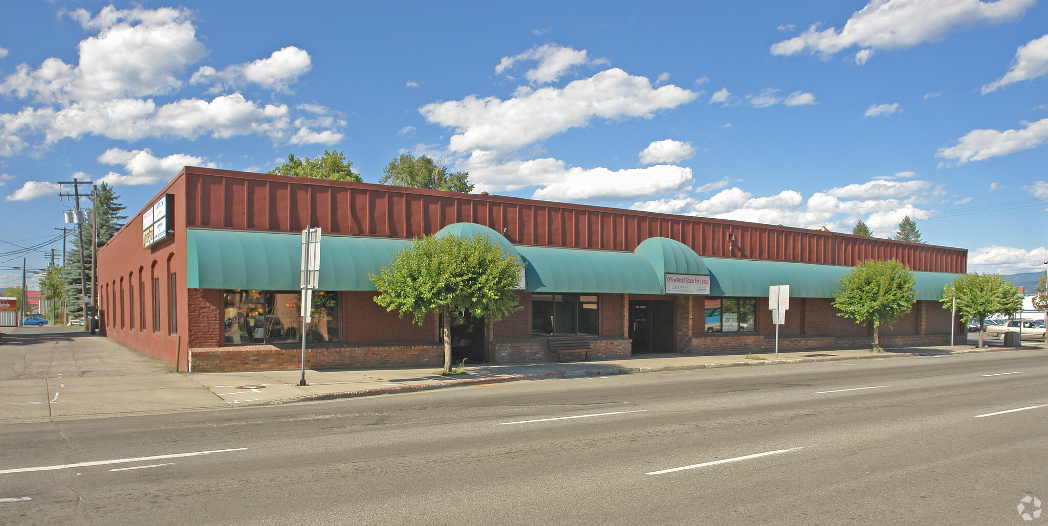 400 Cedar St, Sandpoint, ID for sale Primary Photo- Image 1 of 1