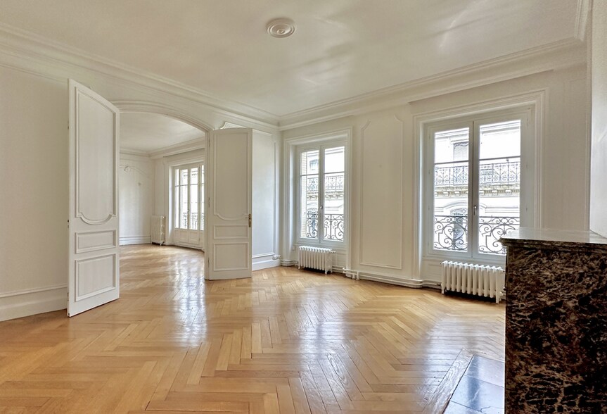 4 Rue Saint-Florentin, Paris for lease - Building Photo - Image 3 of 6