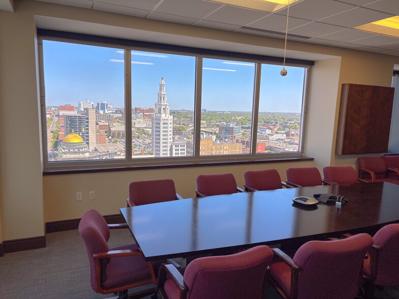 10 Lafayette Sq, Buffalo, NY for lease - Interior Photo - Image 3 of 17