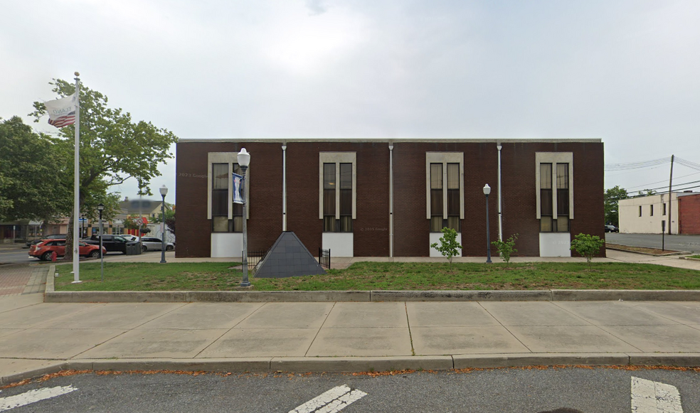 501 E Landis Ave, Vineland, NJ for lease - Building Photo - Image 1 of 1