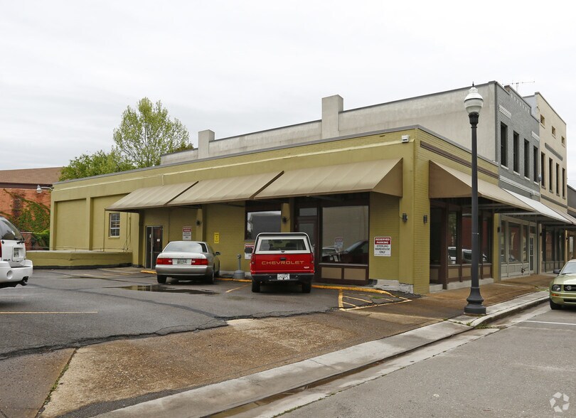 13 Emory Pl, Knoxville, TN for sale - Building Photo - Image 2 of 2