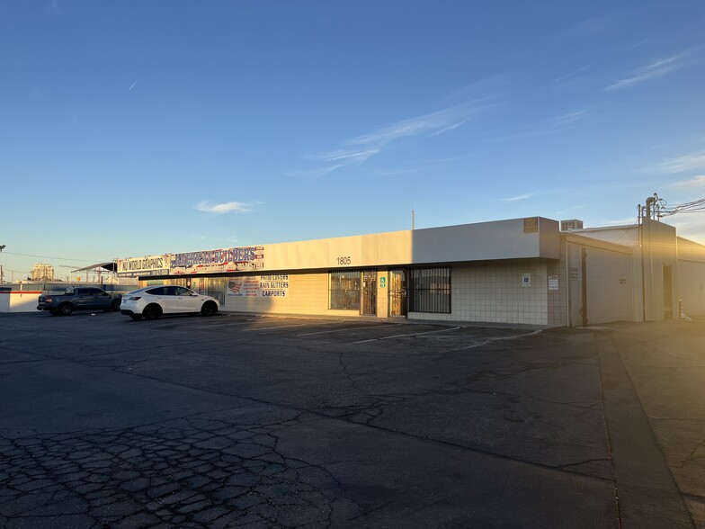 1801-1807 Western Ave, Las Vegas, NV for sale - Building Photo - Image 2 of 14