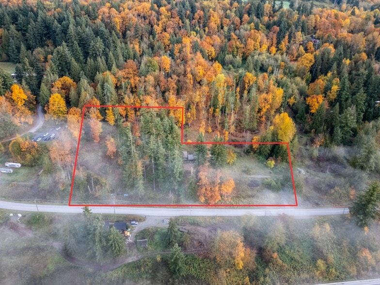 30087 Silverdale Av, Mission, BC for sale - Building Photo - Image 2 of 8