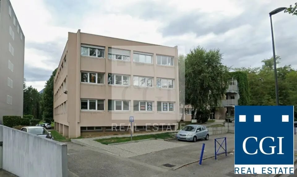 Office in SAINT-MARTIN-D'HERES for lease Building Photo- Image 1 of 11