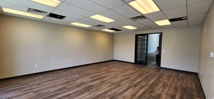 4200 W Russell Rd, Las Vegas, NV for lease Interior Photo- Image 2 of 20