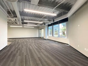 4435 Eastgate Mall, San Diego, CA for lease Interior Photo- Image 2 of 9