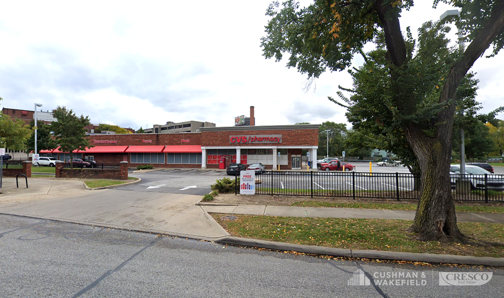 4240 Pearl Rd, Cleveland, OH for lease - Building Photo - Image 1 of 4