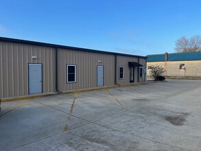 220 Hughes St, Lawrenceburg, TN for lease Building Photo- Image 2 of 19