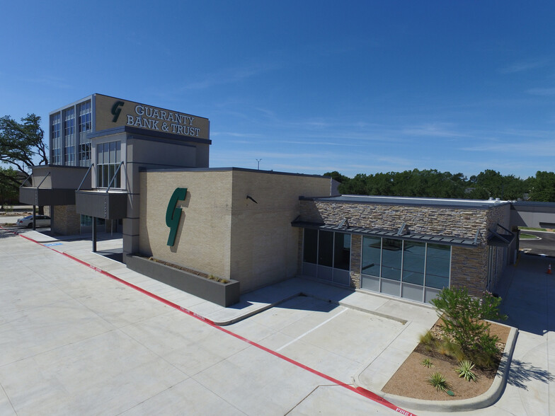 1200-1212 W University Dr, Denton, TX for lease - Building Photo - Image 1 of 5