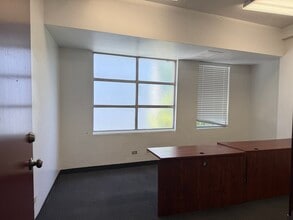 1401-1415 Kalakaua Ave, Honolulu, HI for lease Building Photo- Image 2 of 7