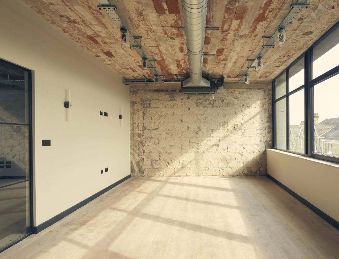 23 Central Way, Altrincham for lease Interior Photo- Image 1 of 7