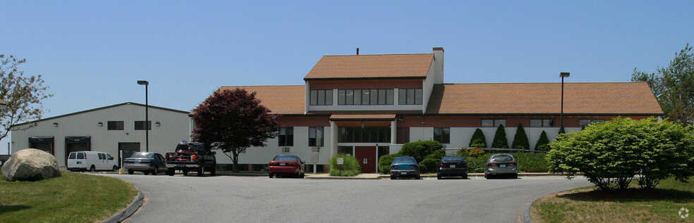 1101 Noank Ledyard Rd, Mystic, CT for lease - Building Photo - Image 2 of 41