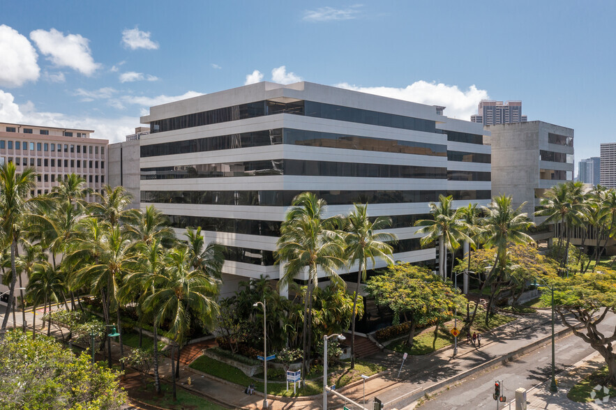 707 Richards St, Honolulu, HI for lease - Building Photo - Image 3 of 8