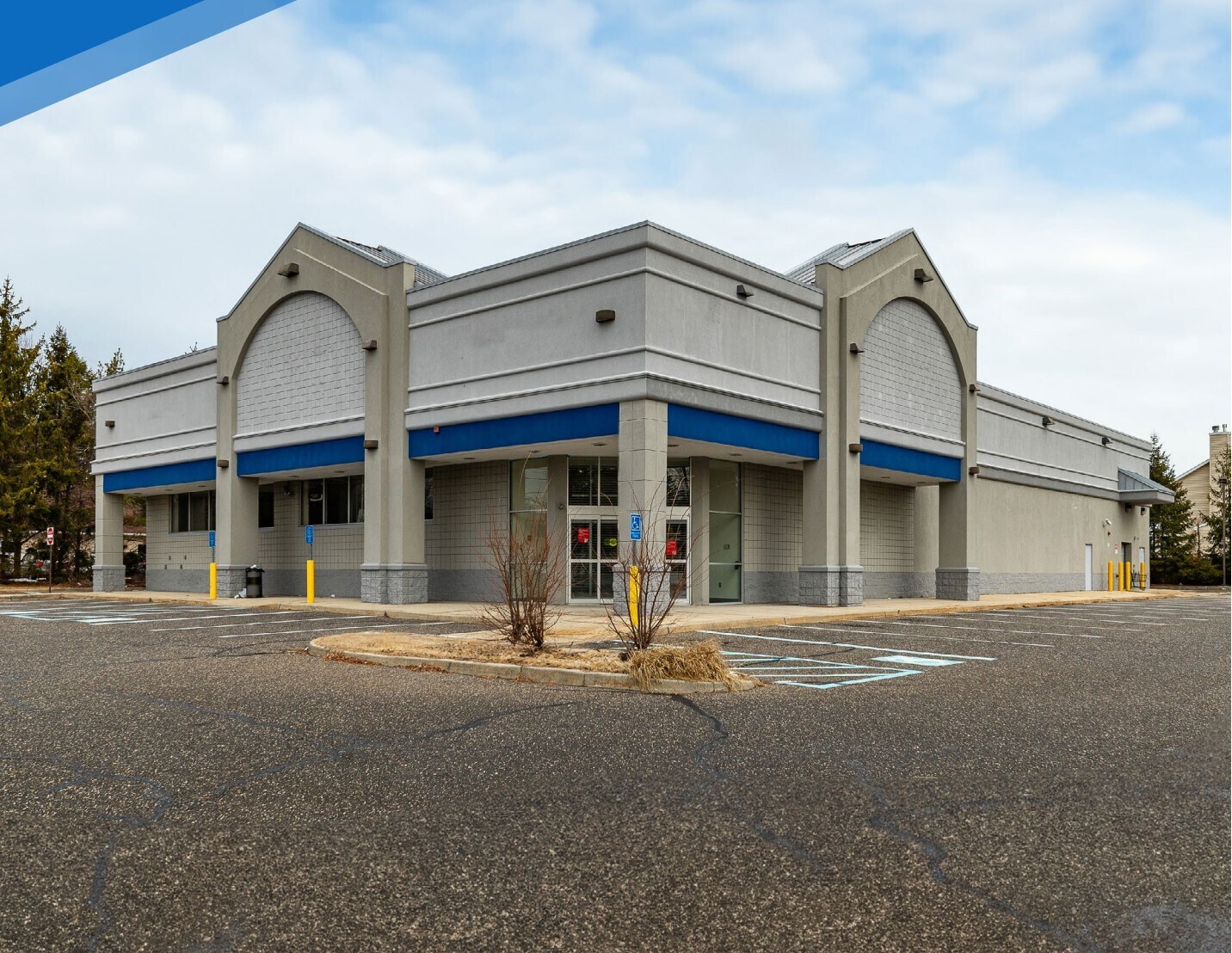 577 Larkfield Rd, East Northport, NY for sale Building Photo- Image 1 of 1