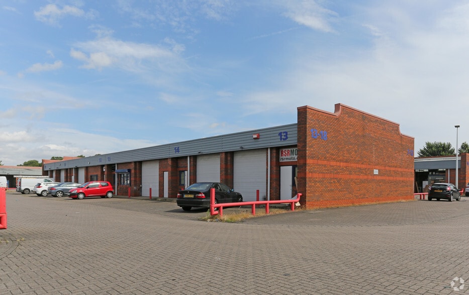 Boulevard, Hull for sale - Primary Photo - Image 1 of 1