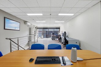 53 Argyle St, South Windsor for lease Interior Photo- Image 2 of 5