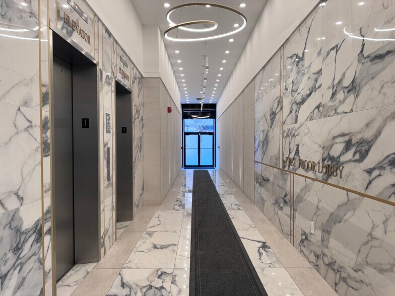 21-25 Flatbush Ave, Brooklyn, NY for lease - Building Photo - Image 2 of 20