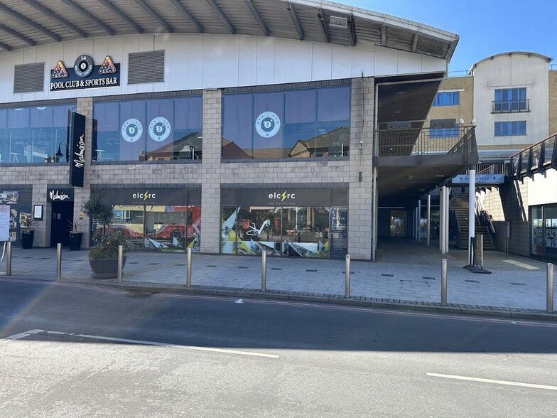 1 Marina Way, Brighton for lease - Building Photo - Image 3 of 26