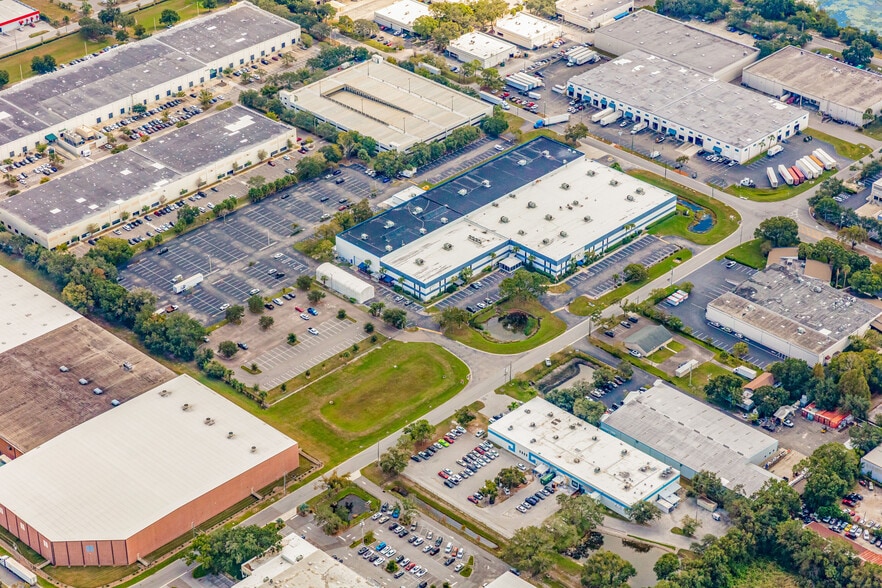 4908 Tampa West Blvd, Tampa, FL for lease - Building Photo - Image 2 of 2