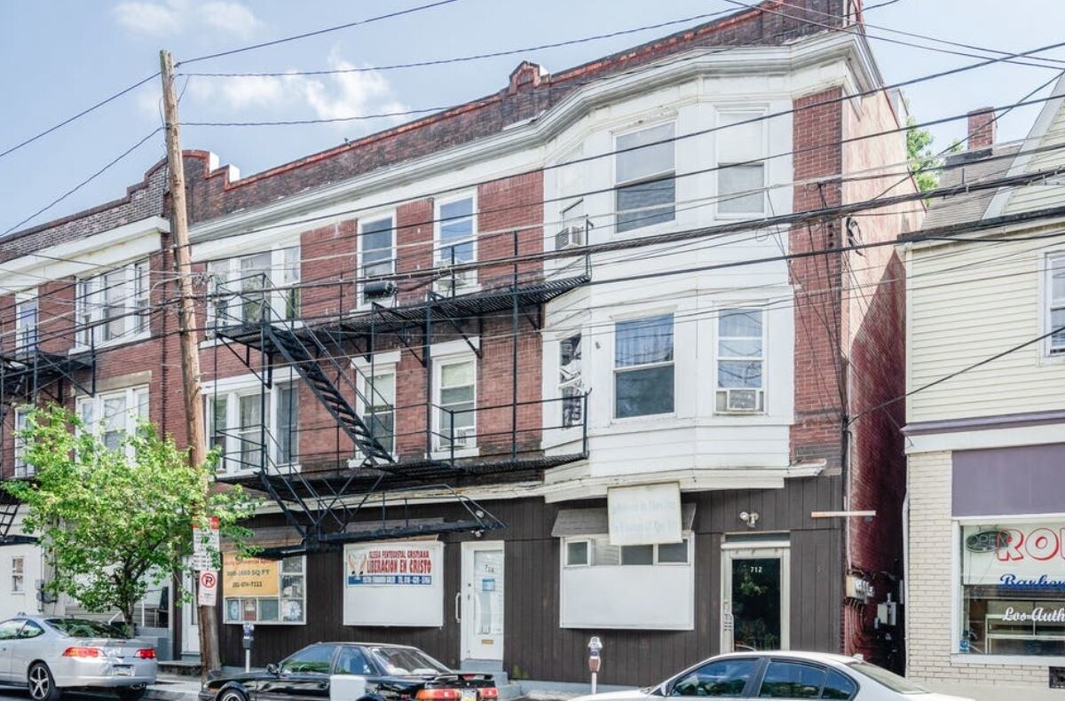712-716 E 4th St, Bethlehem, PA for sale Primary Photo- Image 1 of 1