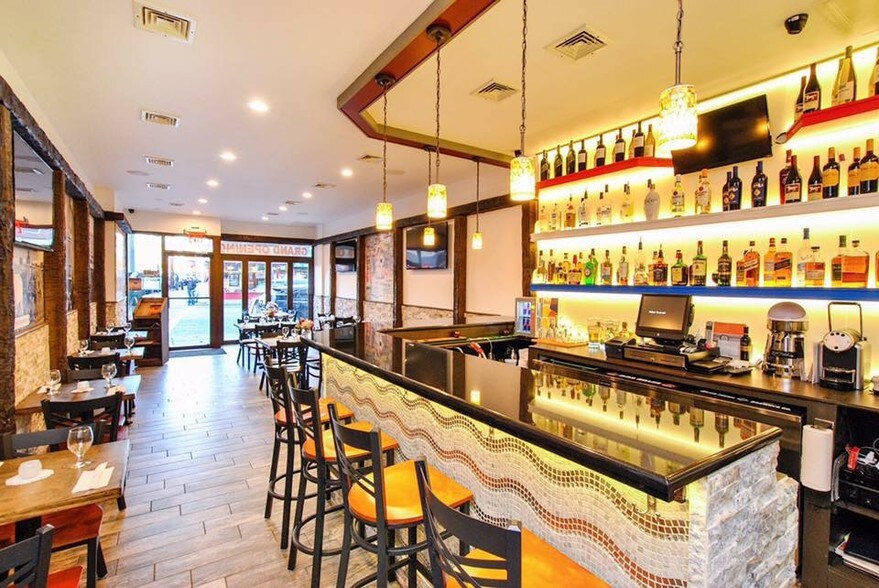 4004 Bell Blvd, Bayside, NY for sale - Other - Image 1 of 1