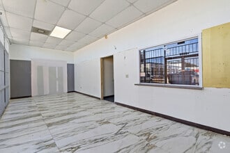 9801-9819 Bissonnet St, Houston, TX for lease Interior Photo- Image 2 of 5