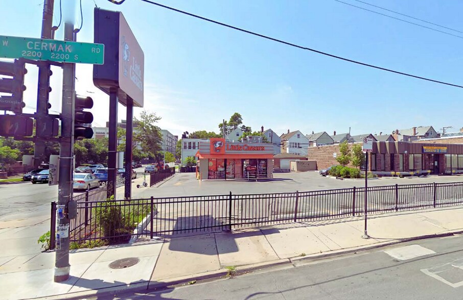 2601 W Cermak Rd, Chicago, IL for sale - Primary Photo - Image 1 of 1