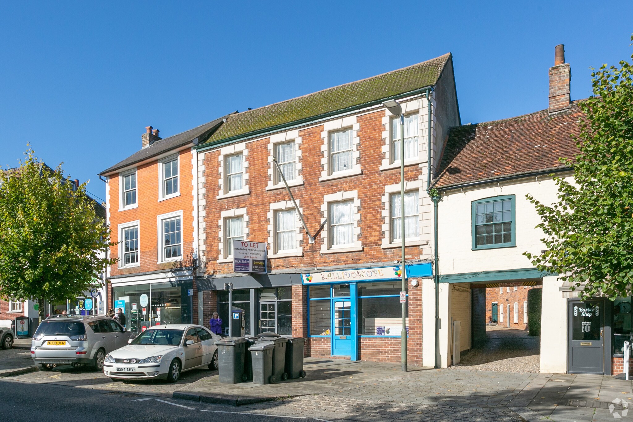 13 High St, Hungerford for sale Primary Photo- Image 1 of 1