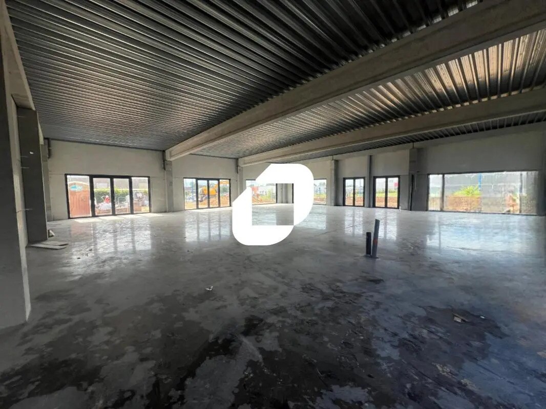 17 Rue Saint Georges, Baralle for lease Interior Photo- Image 1 of 12